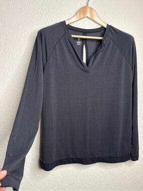 Under Armour Athlete Recovery Sleepwear Long Sleeve Top Womens Size M Loungewear